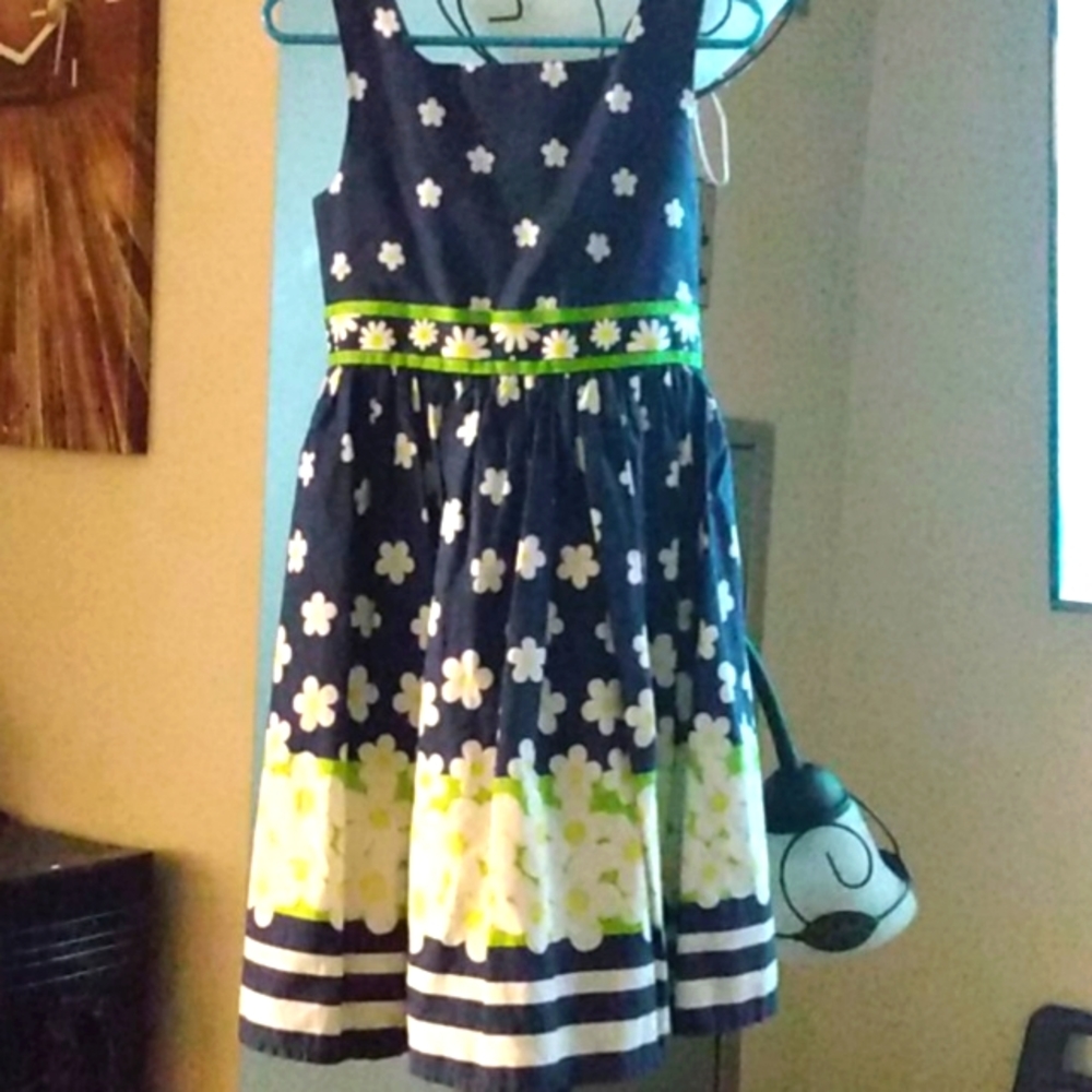 Youngland Girls Size 5 Navy Daisy Cotton Dress